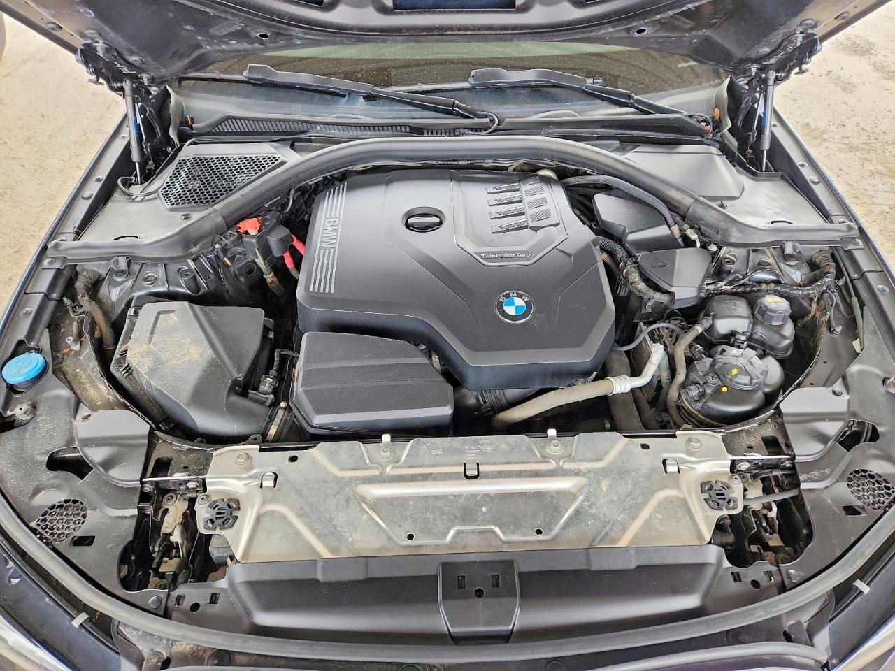 2021 BMW 330Xi - zdjęcie 11