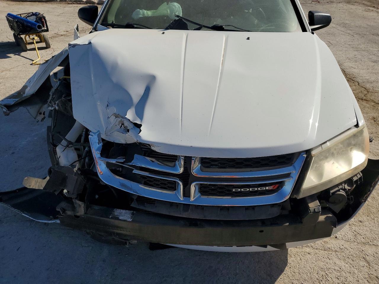 2014 Dodge Avenger Se - zdjęcie 12