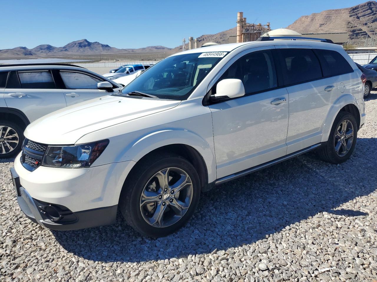 2016 Dodge Journey Crossroad - zdjęcie główne