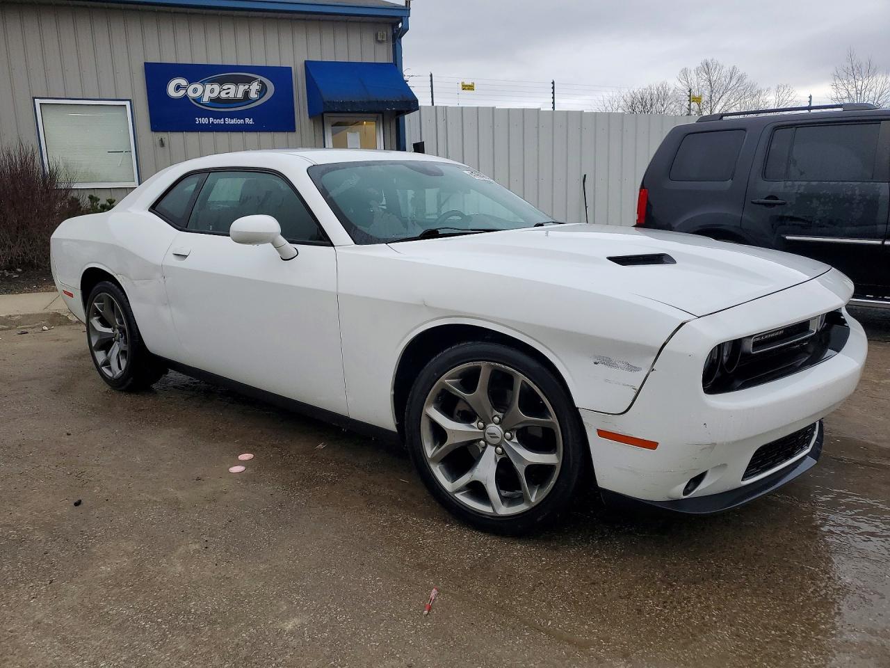 2017 Dodge Challenger Sxt - zdjęcie 4