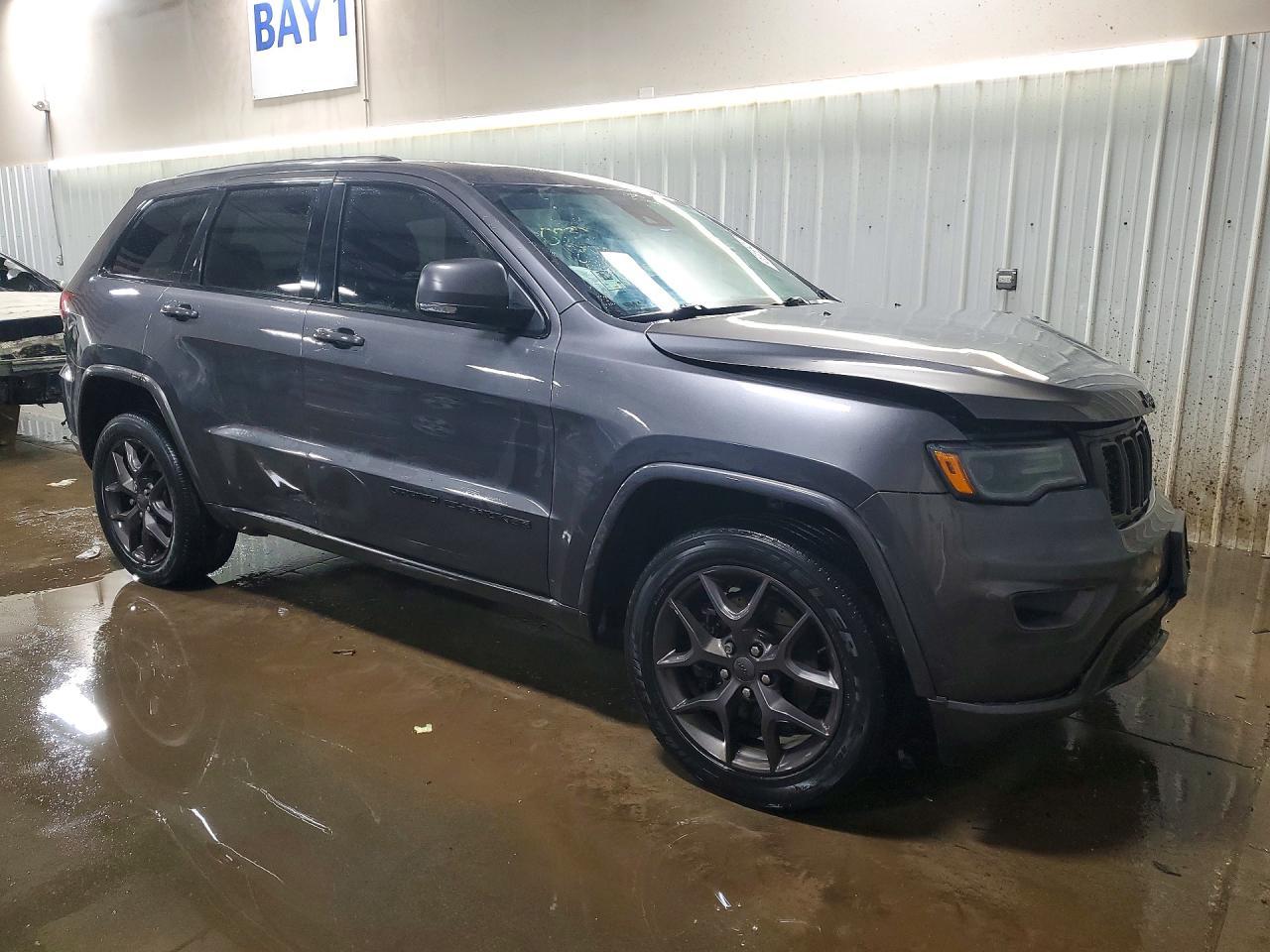 2021 Jeep Grand Cherokee Limited - zdjęcie 4