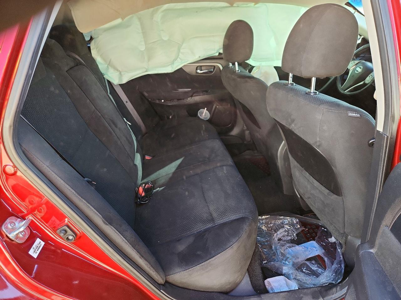 2015 Nissan Altima 2.5 S - zdjęcie 10