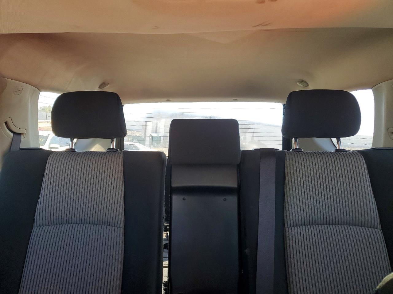 2016 Toyota 4Runner Sr5 - zdjęcie 10