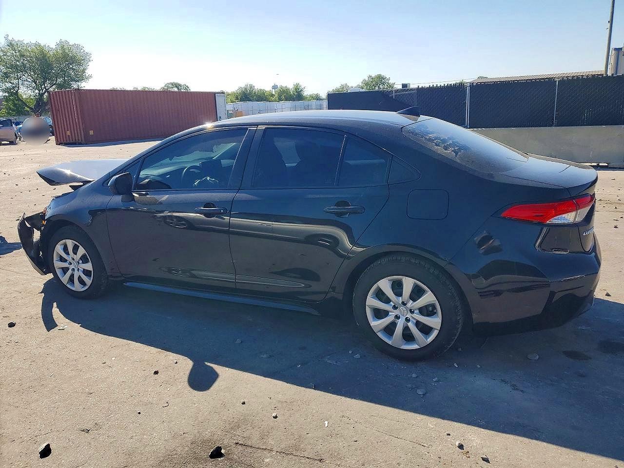 2021 Toyota Corolla Le - zdjęcie 2