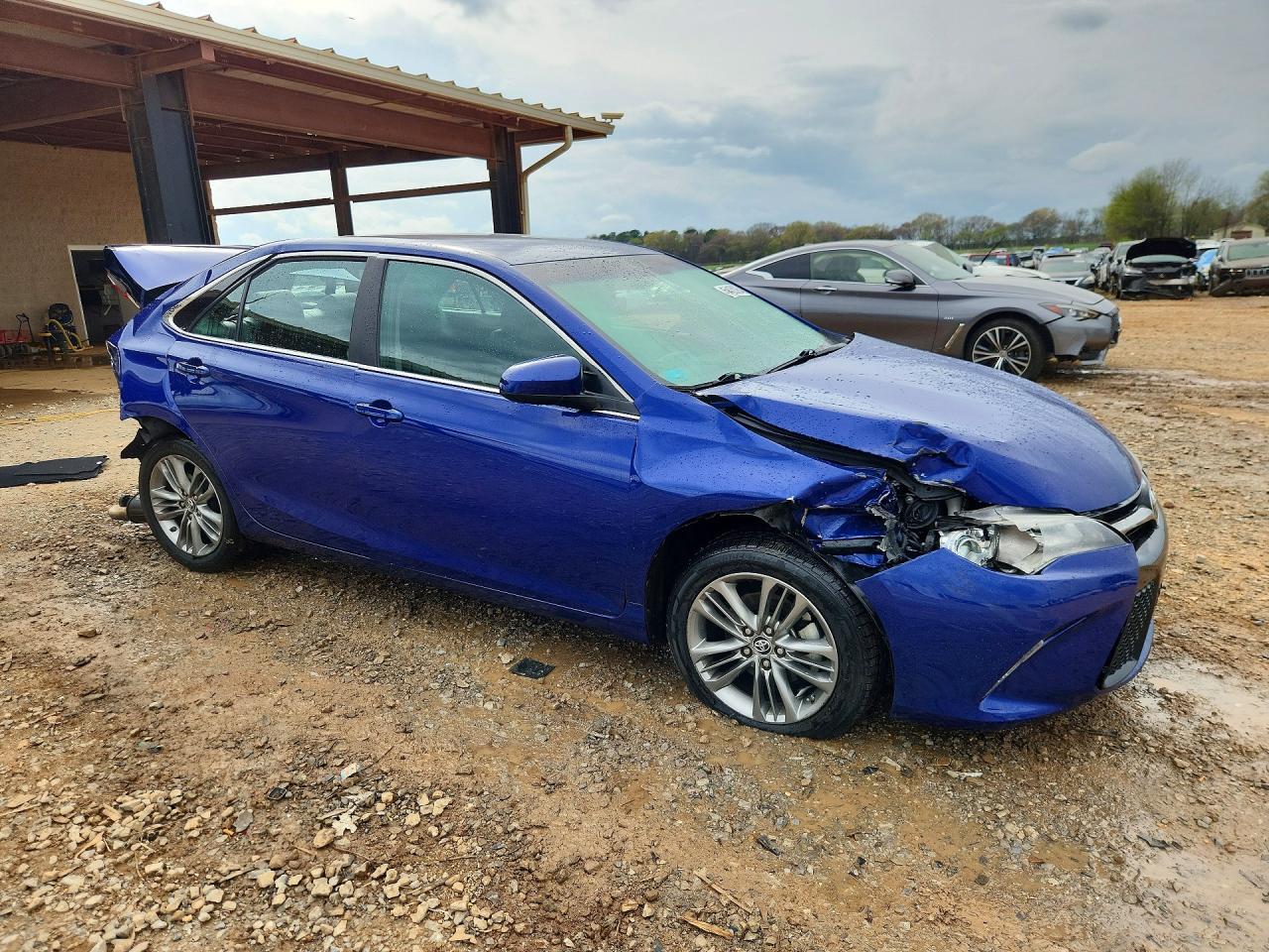 2016 Toyota Camry Se - zdjęcie 4