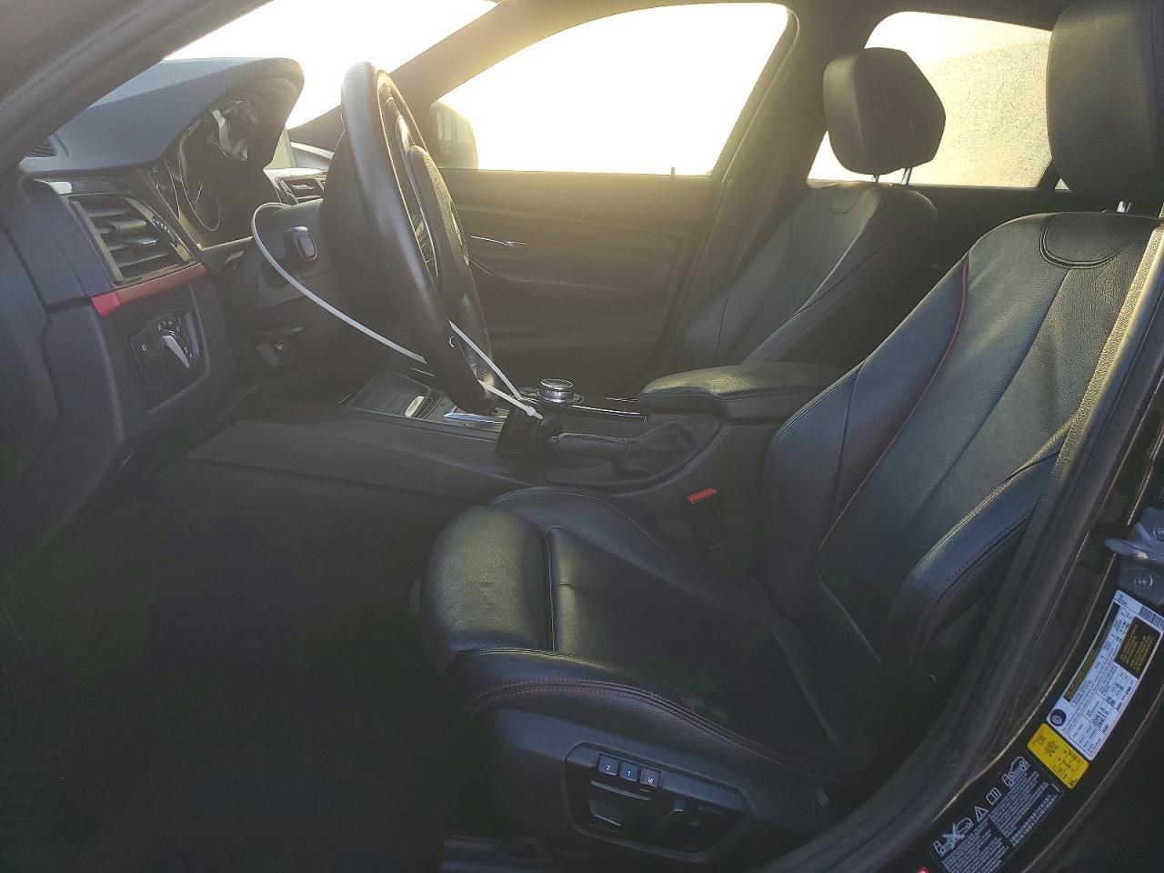 2014 BMW 335 Xi - zdjęcie 7
