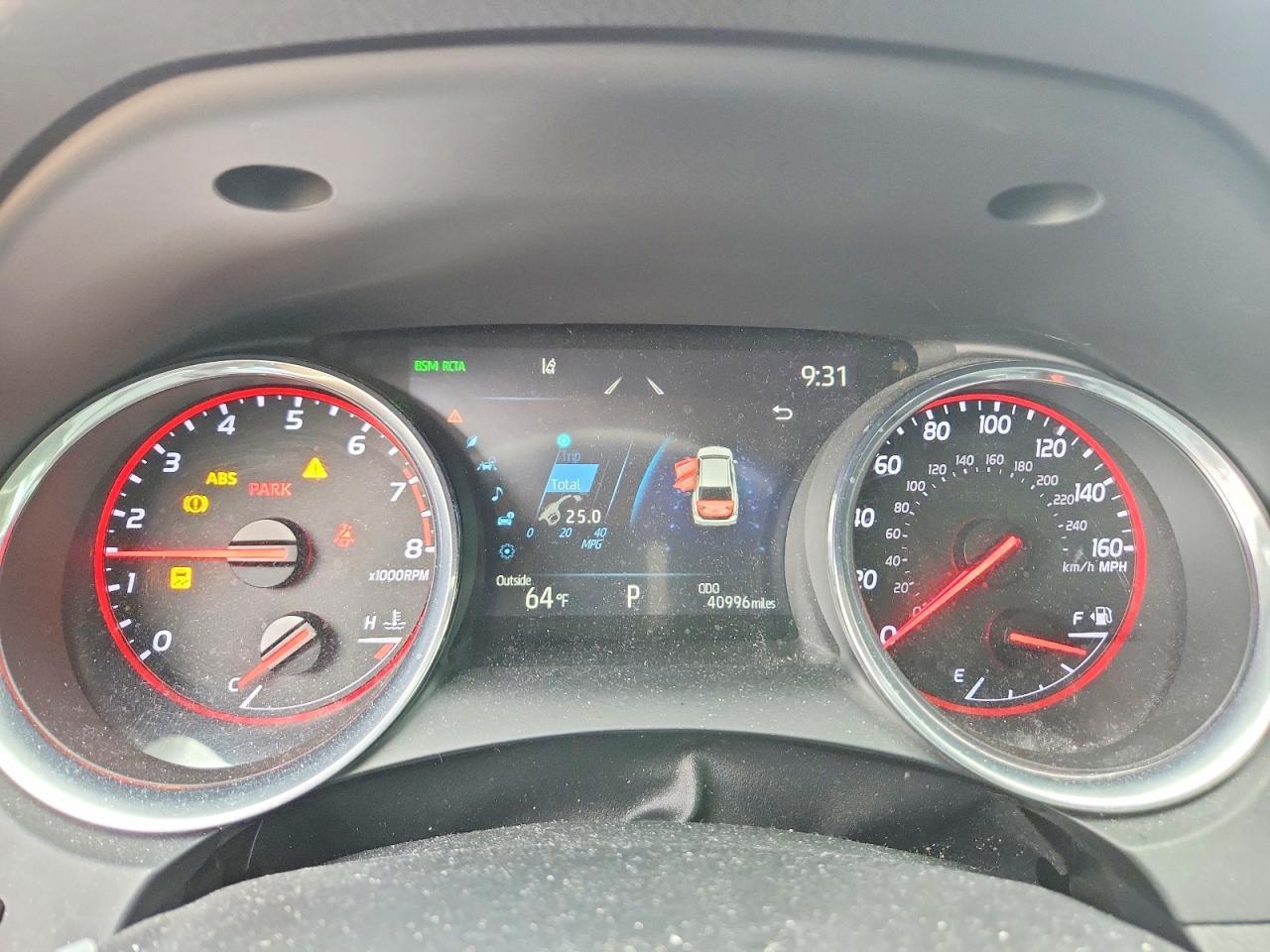 2020 Toyota Camry Xse - zdjęcie 9