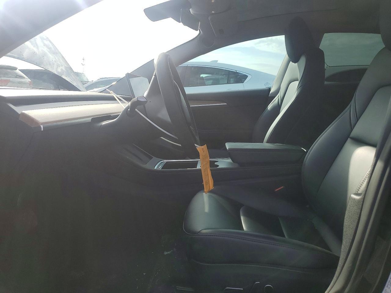 2023 Tesla Model 3 - zdjęcie 7