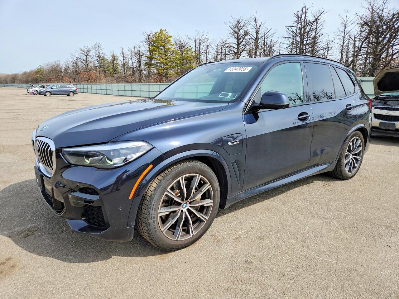 2023 BMW X5 xDrive45E - zdjęcie główne