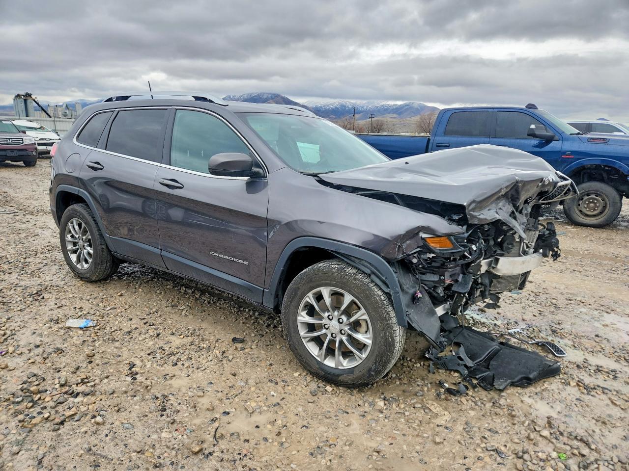 2021 Jeep Cherokee Latitude Lux - zdjęcie 4