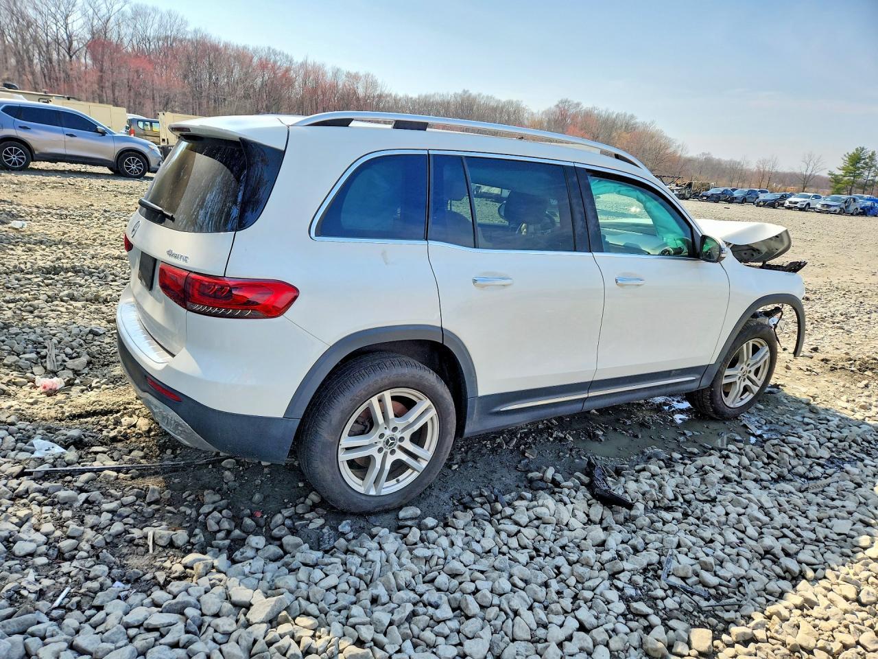 2023 Mercedes-Benz Glb 250 4Matic - zdjęcie 3