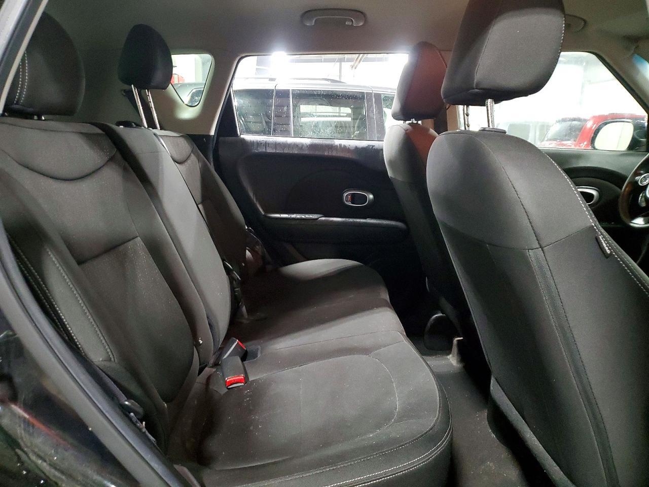 2016 Kia Soul Base - zdjęcie 11