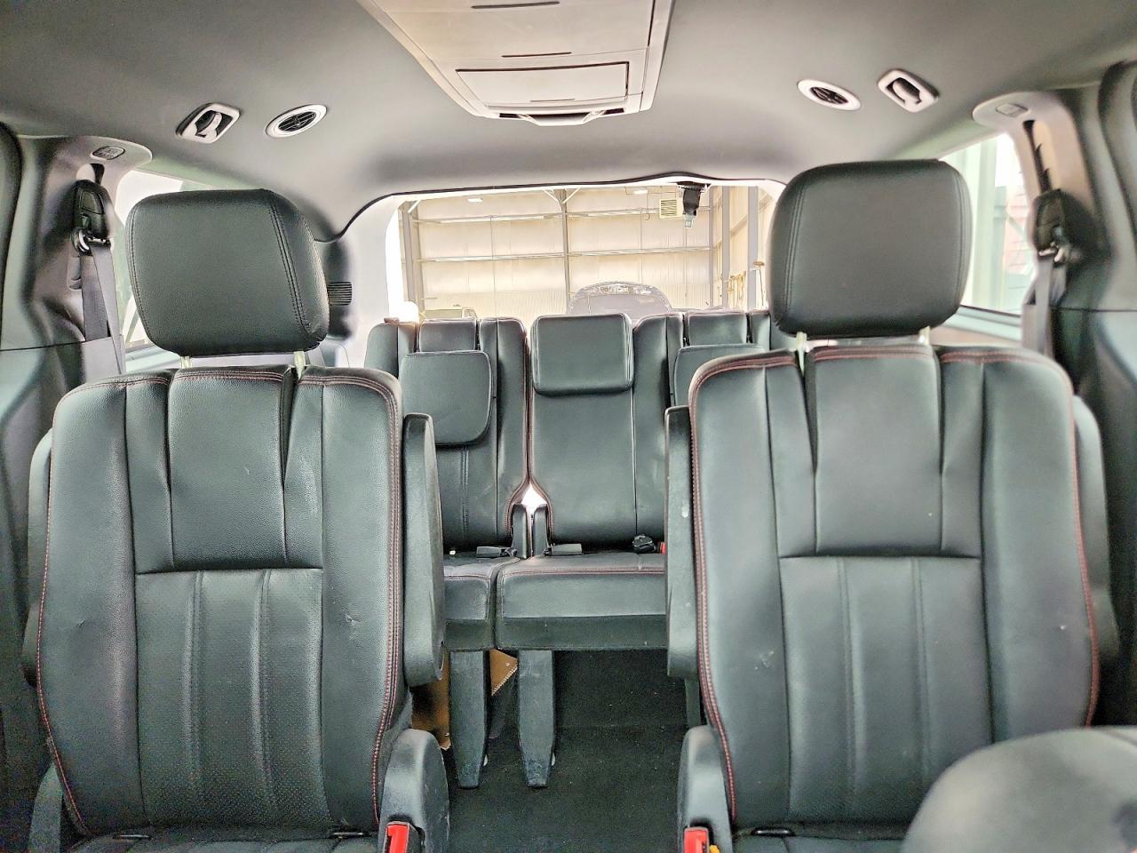 2019 Dodge Grand Caravan Gt - zdjęcie 10
