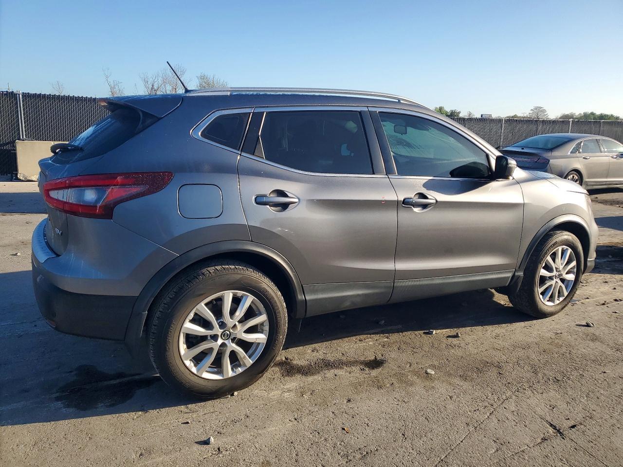 2020 Nissan Rogue Sport Sv - zdjęcie 3