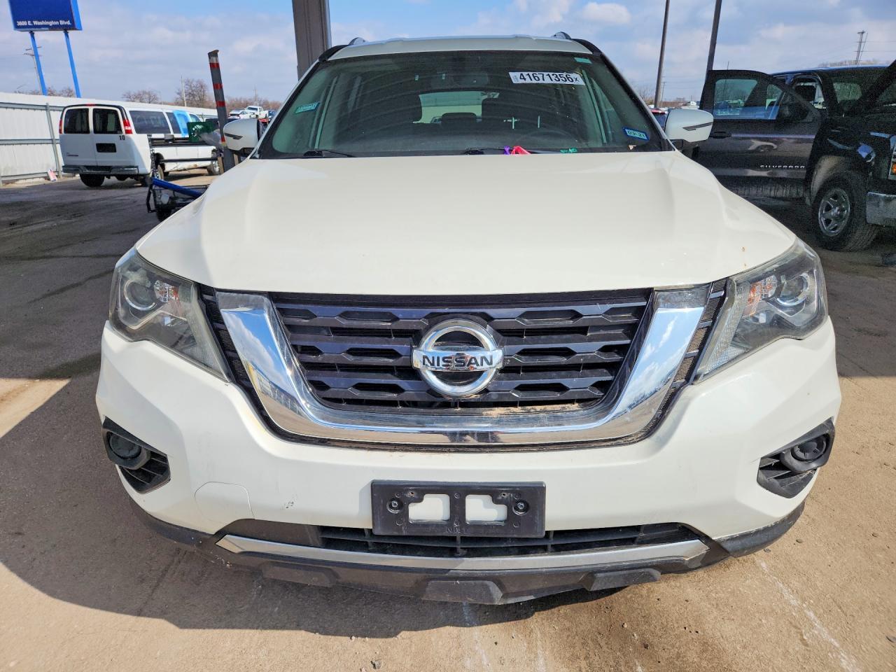 2019 Nissan Pathfinder Sv - zdjęcie 5