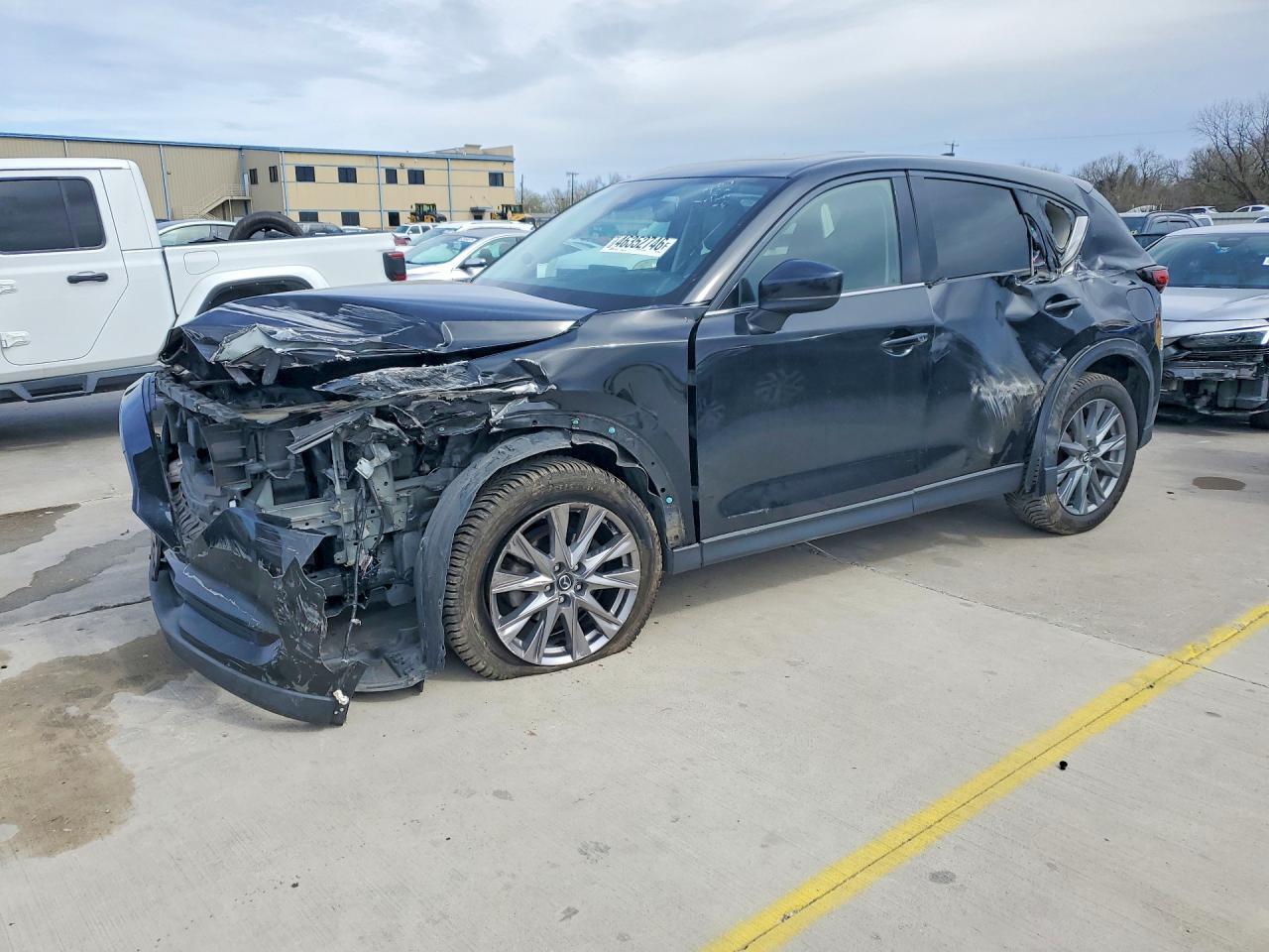 2021 Mazda Cx-5 Grand Touring - zdjęcie główne