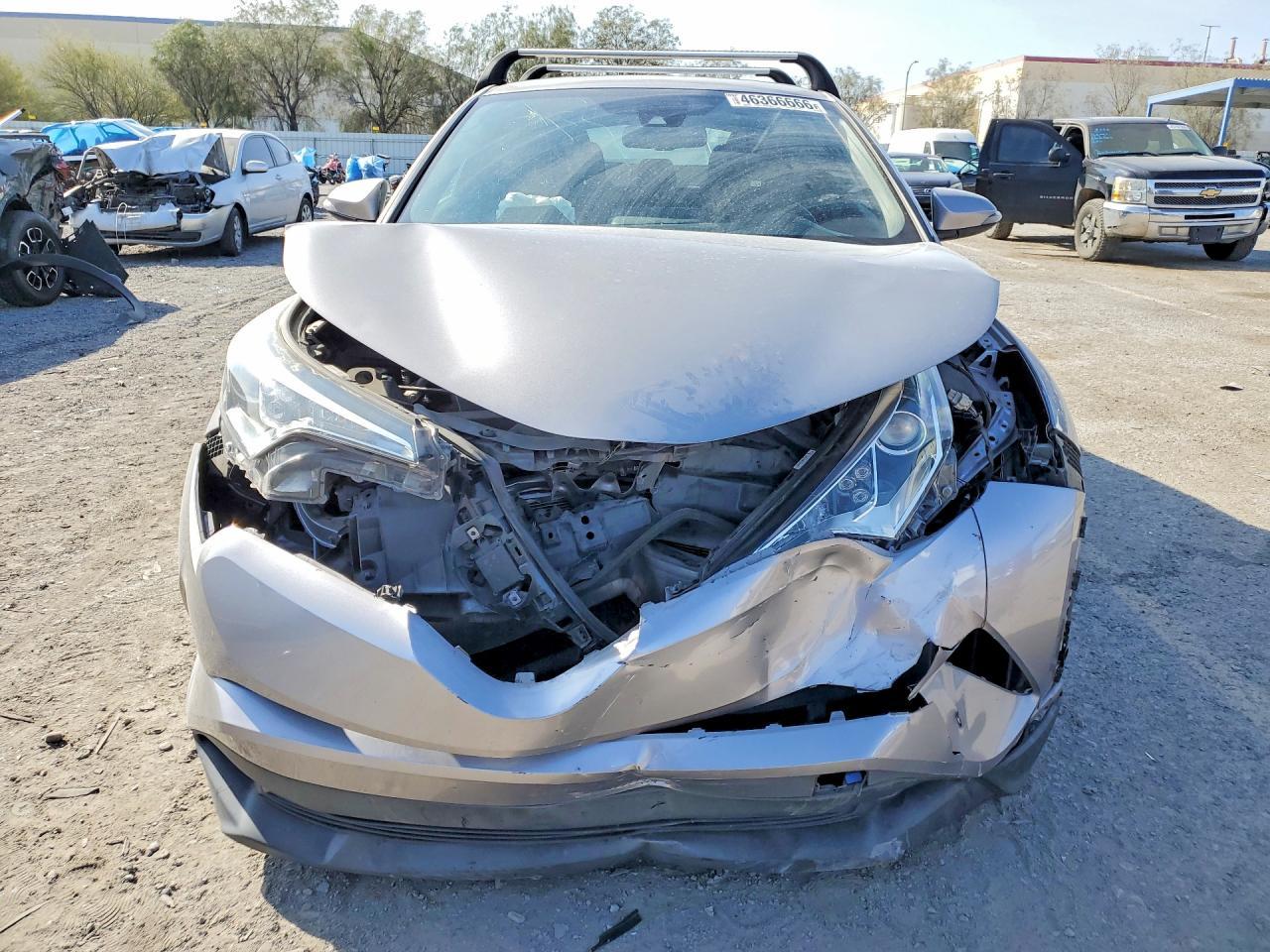 2018 Toyota C-Hr Xle - zdjęcie 5