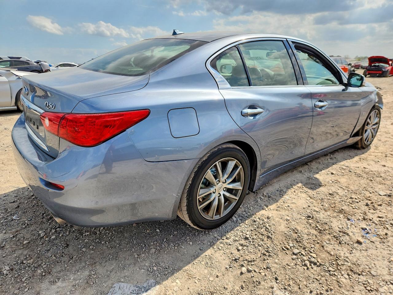 2016 Infiniti Q50 2.0T Premium - zdjęcie 3