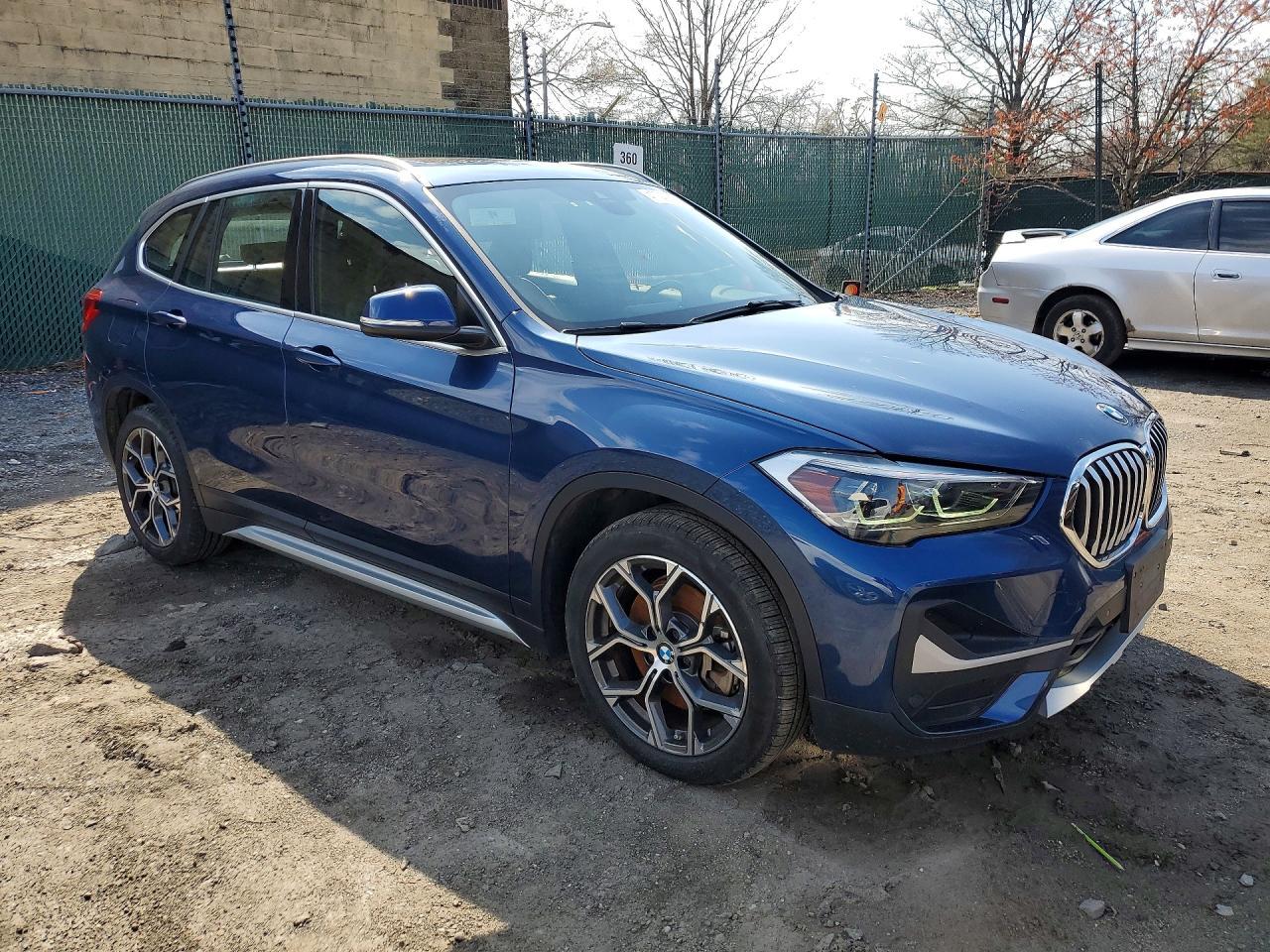 2021 BMW X1 xDrive28I - zdjęcie 4