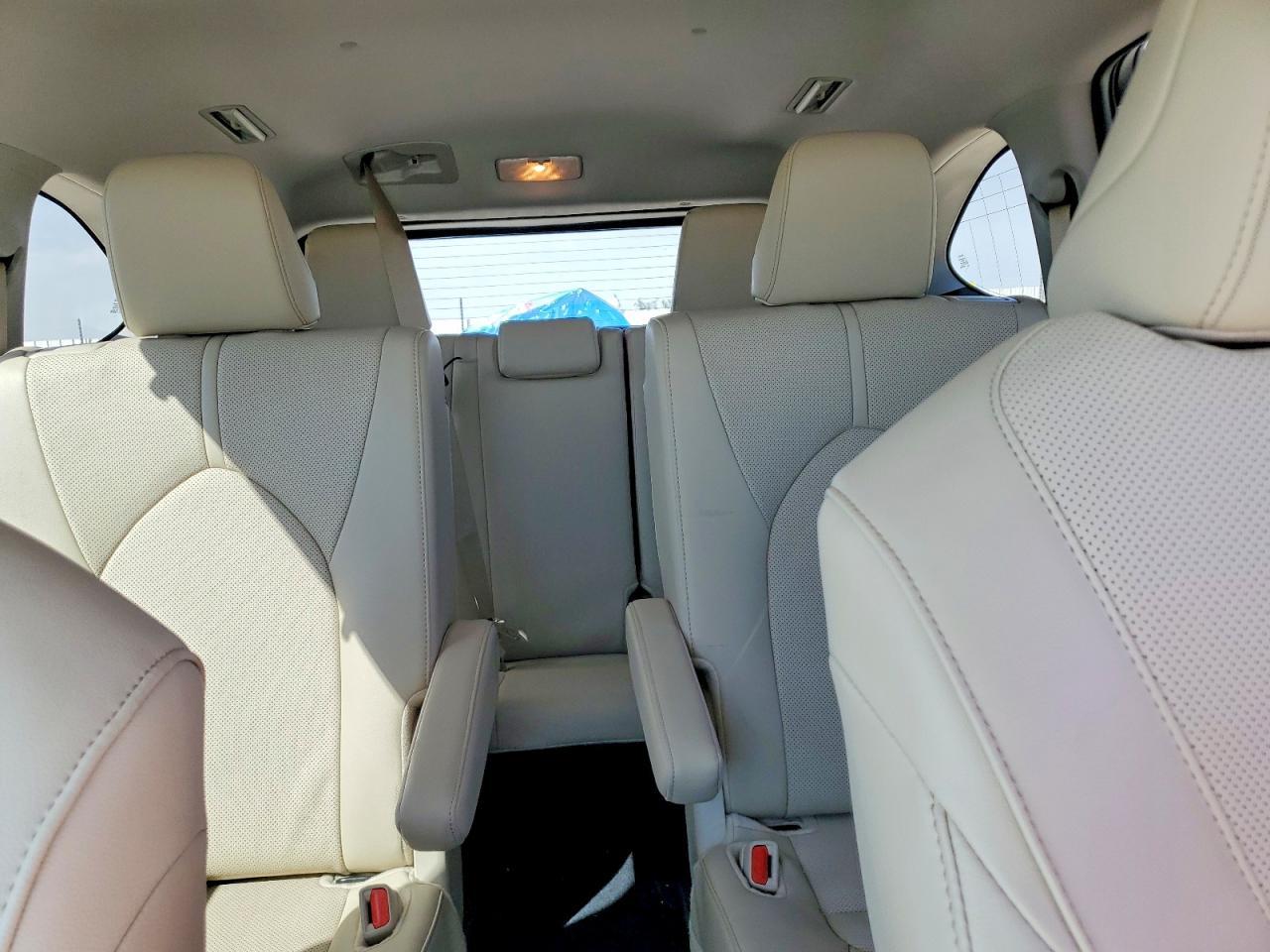 2025 Toyota Highlander Limited - zdjęcie 10