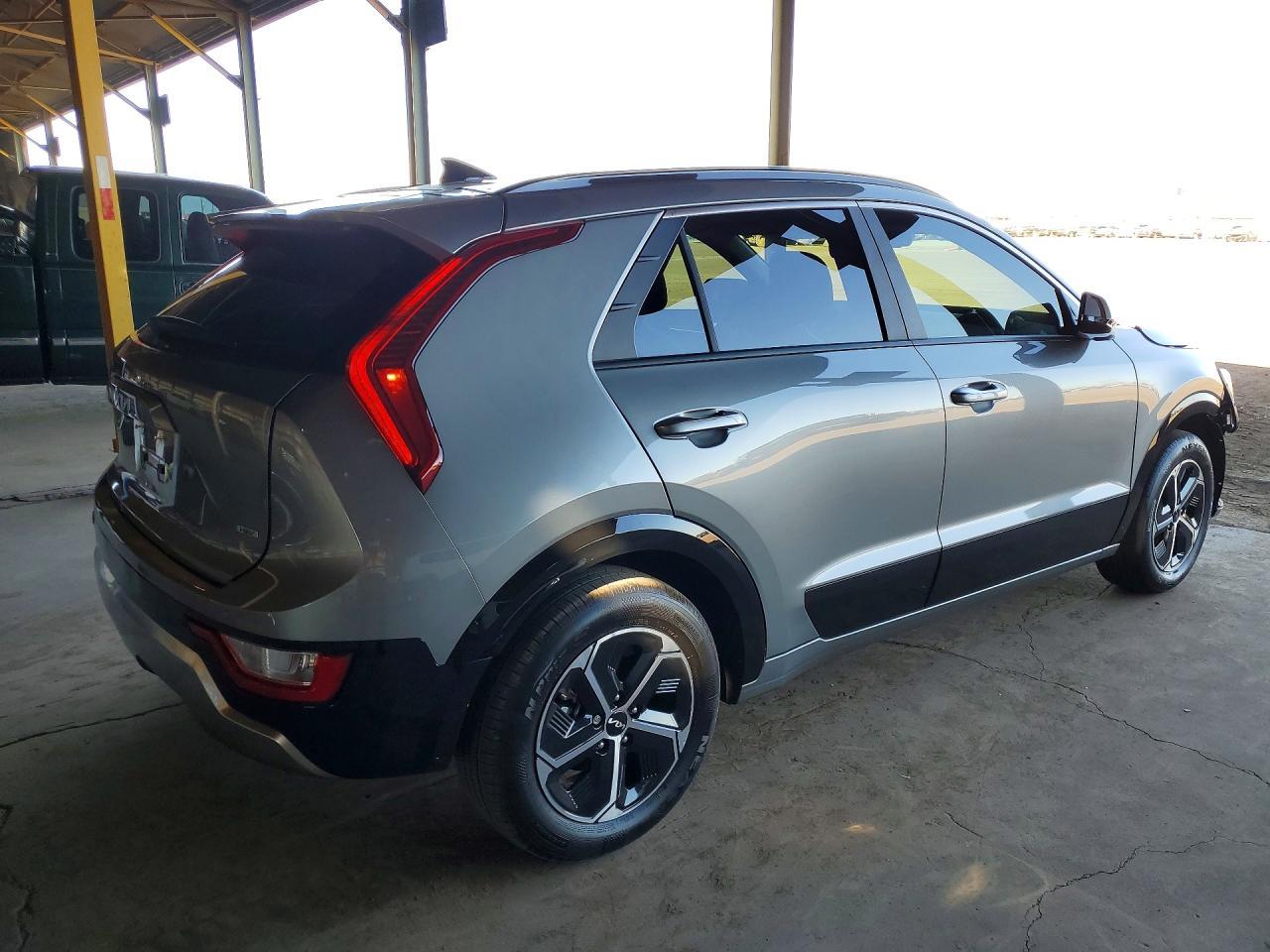 2025 Kia Niro Sx - zdjęcie 3