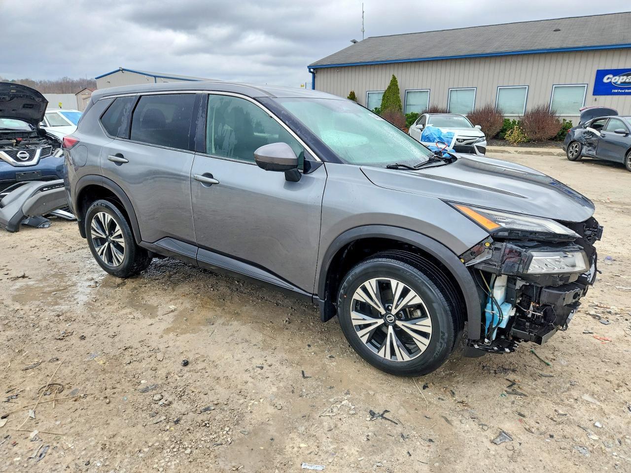 2021 Nissan Rogue Sv - zdjęcie 4