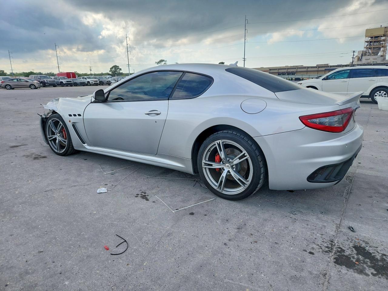 2014 Maserati Granturismo S - zdjęcie 2