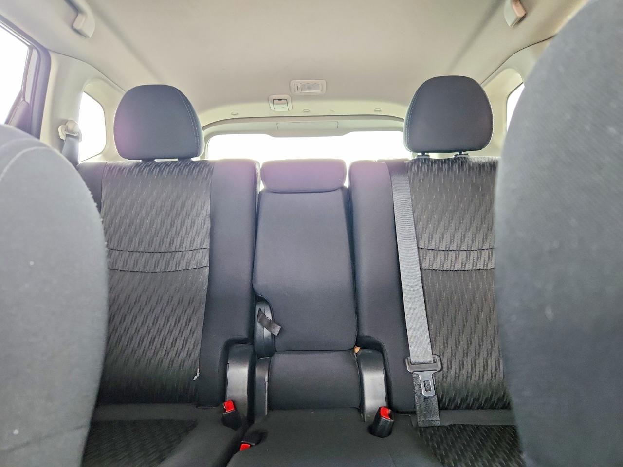 2019 Nissan Rogue S - zdjęcie 10