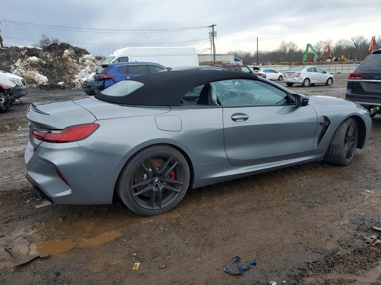 2024 BMW M8 - zdjęcie 3