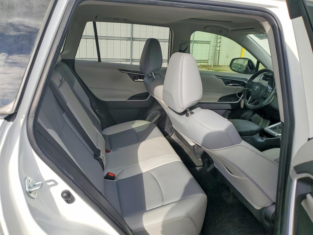 2019 Toyota Rav4 Xle Premium - zdjęcie 11