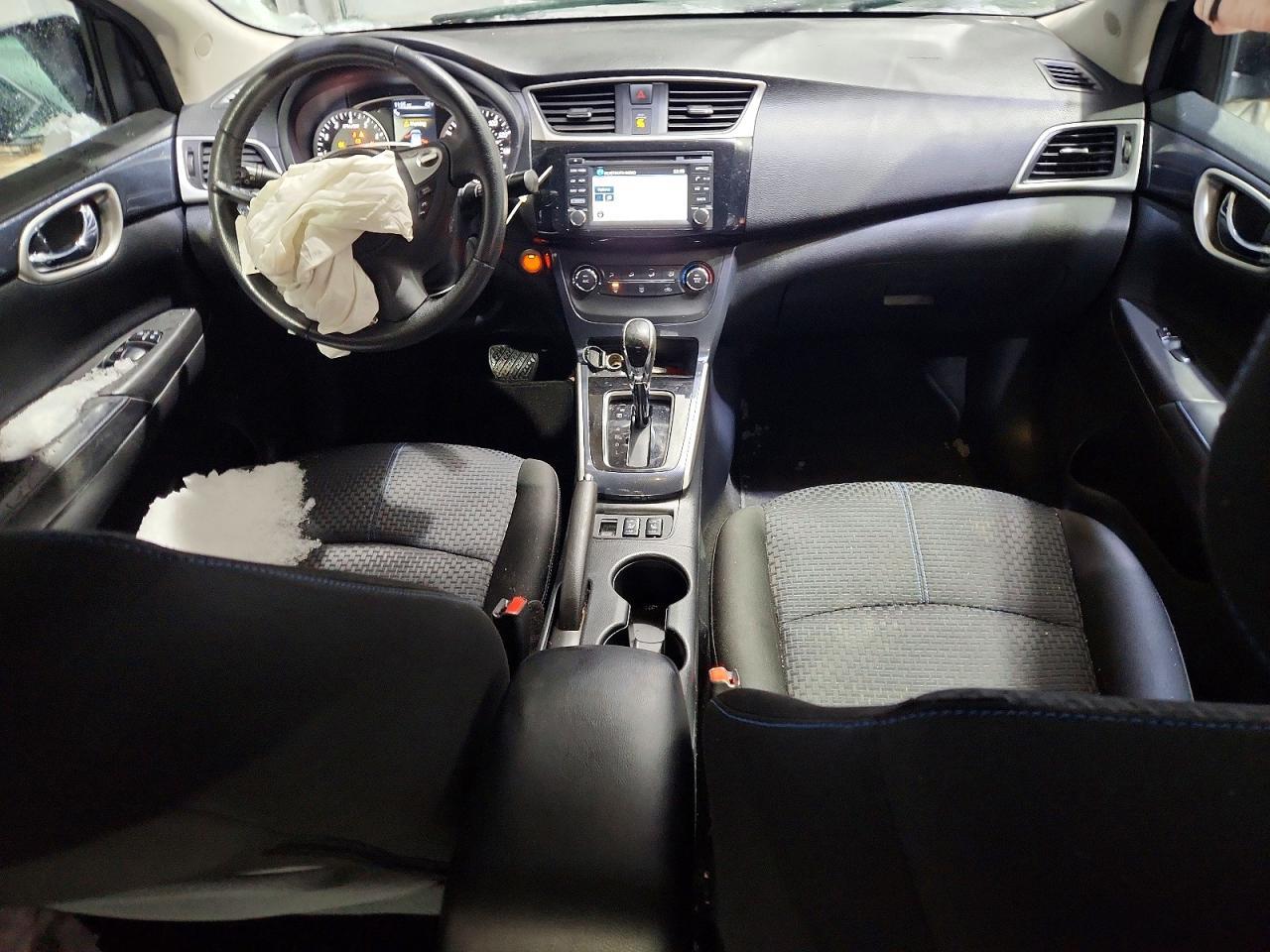 2017 Nissan Sentra Sr - zdjęcie 8