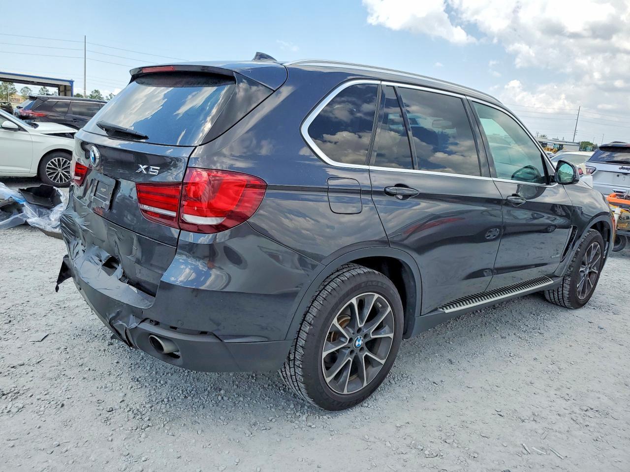 2014 BMW X5 xDrive35I - zdjęcie 3