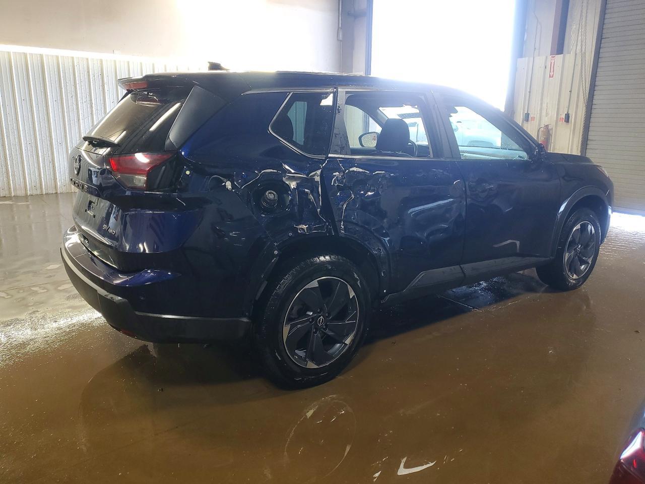 2024 Nissan Rogue Sv - zdjęcie 3