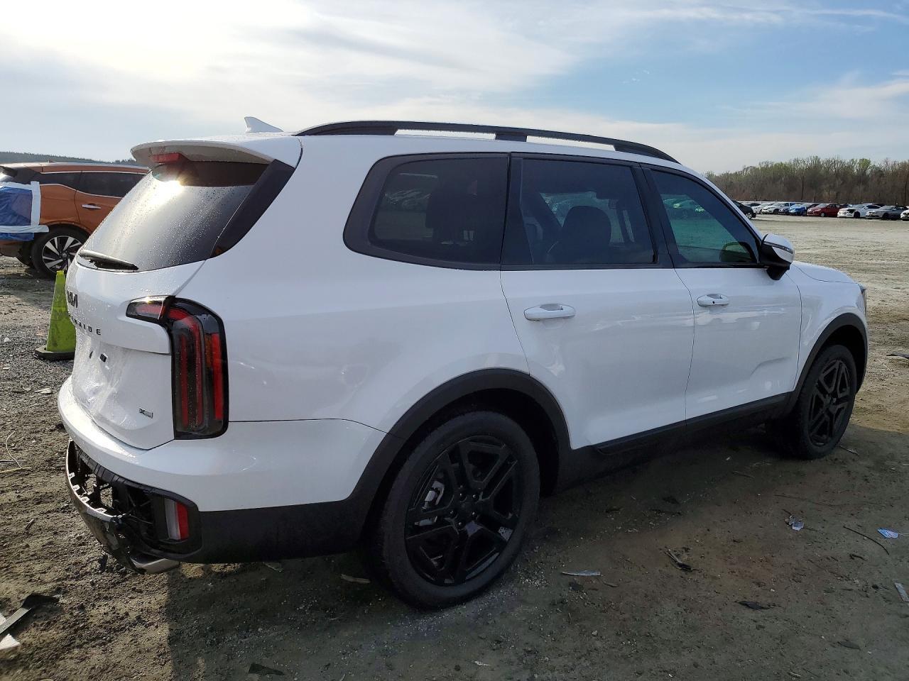 2025 Kia Telluride Ex X-Line - zdjęcie 3