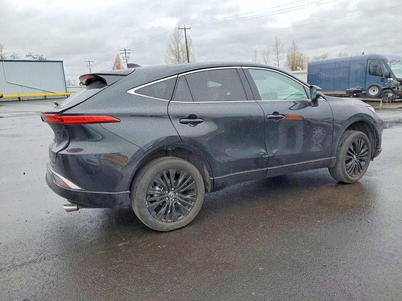 2024 Toyota Venza Nightshade Edition - zdjęcie 3