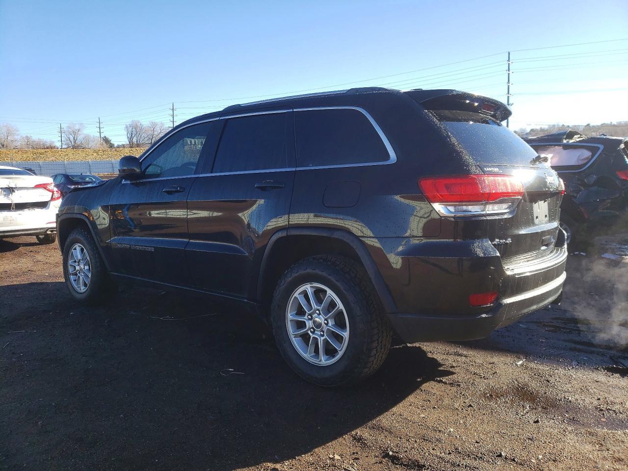 2018 Jeep Grand Cherokee Laredo - zdjęcie 2