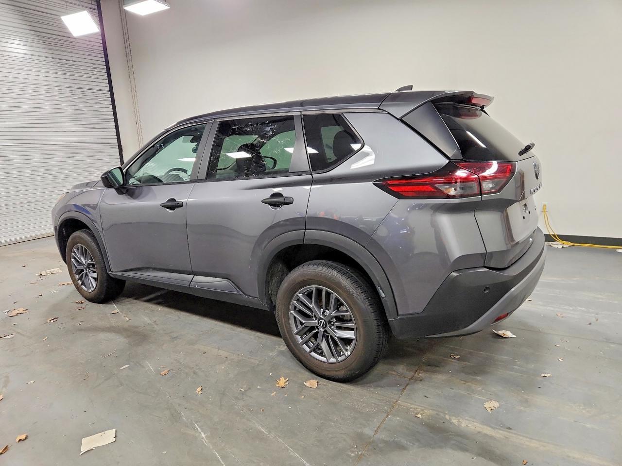 2023 Nissan Rogue S - zdjęcie 2