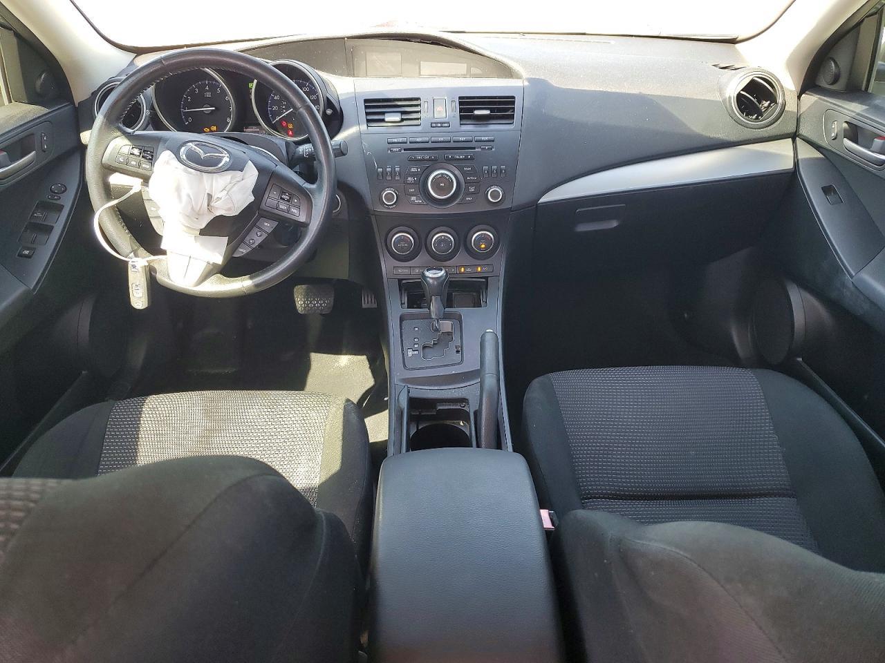 2013 Mazda 3 I - zdjęcie 8