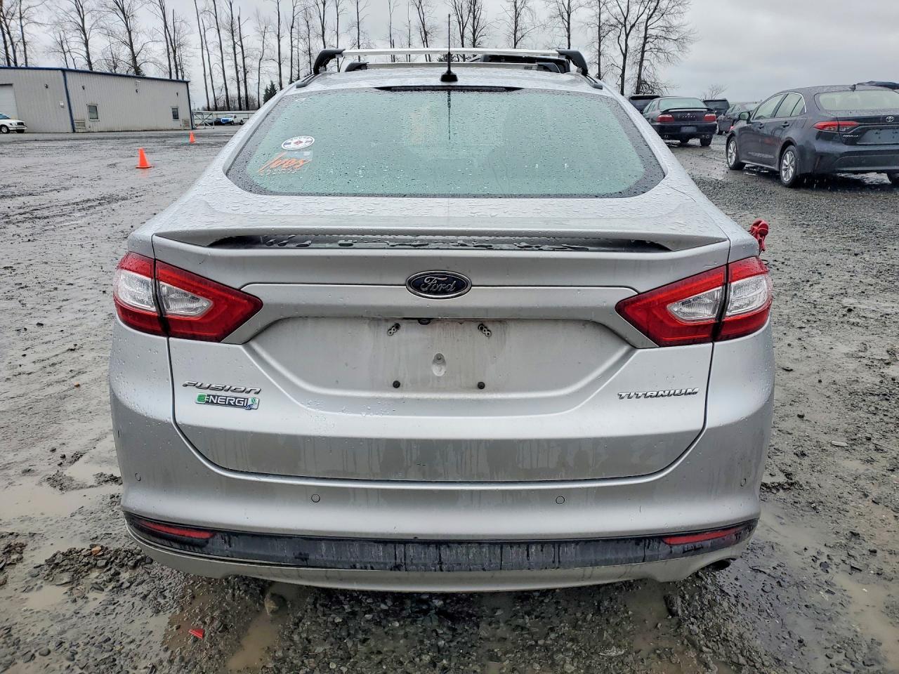 2014 Ford Fusion Titanium Phev - zdjęcie 6