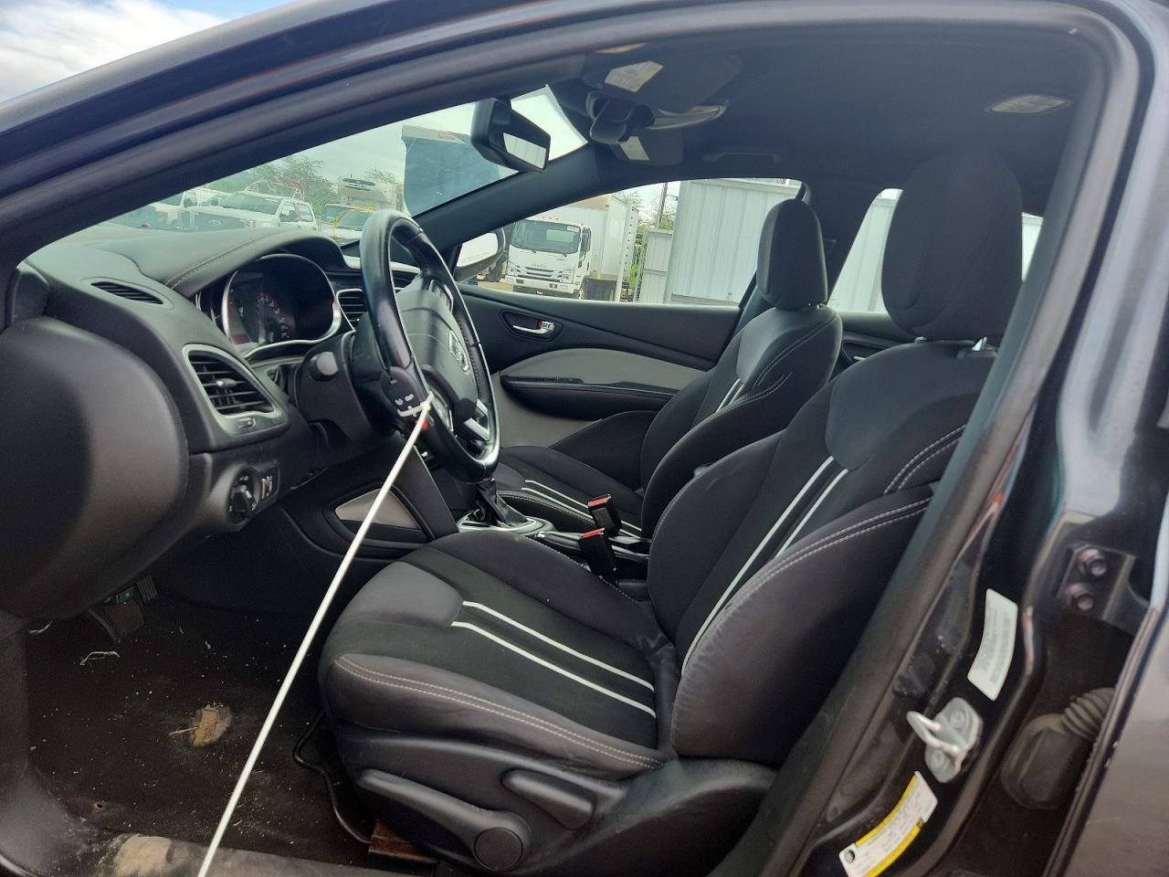2014 Dodge Dart Sxt - zdjęcie 7