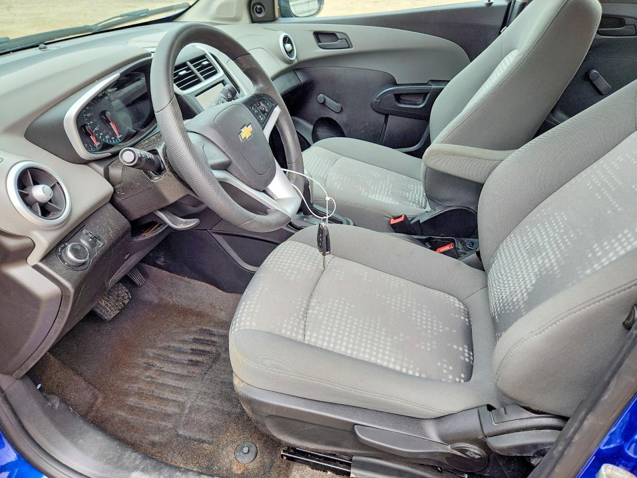 2019 Chevrolet Sonic Ls - zdjęcie 7