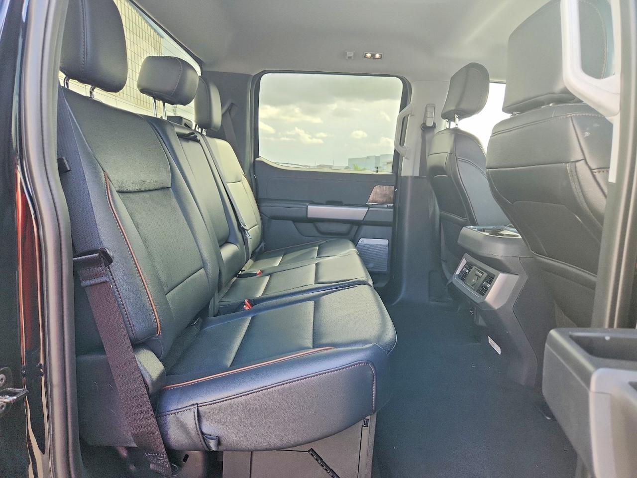 2026 Ford F250 Super Duty - zdjęcie 10