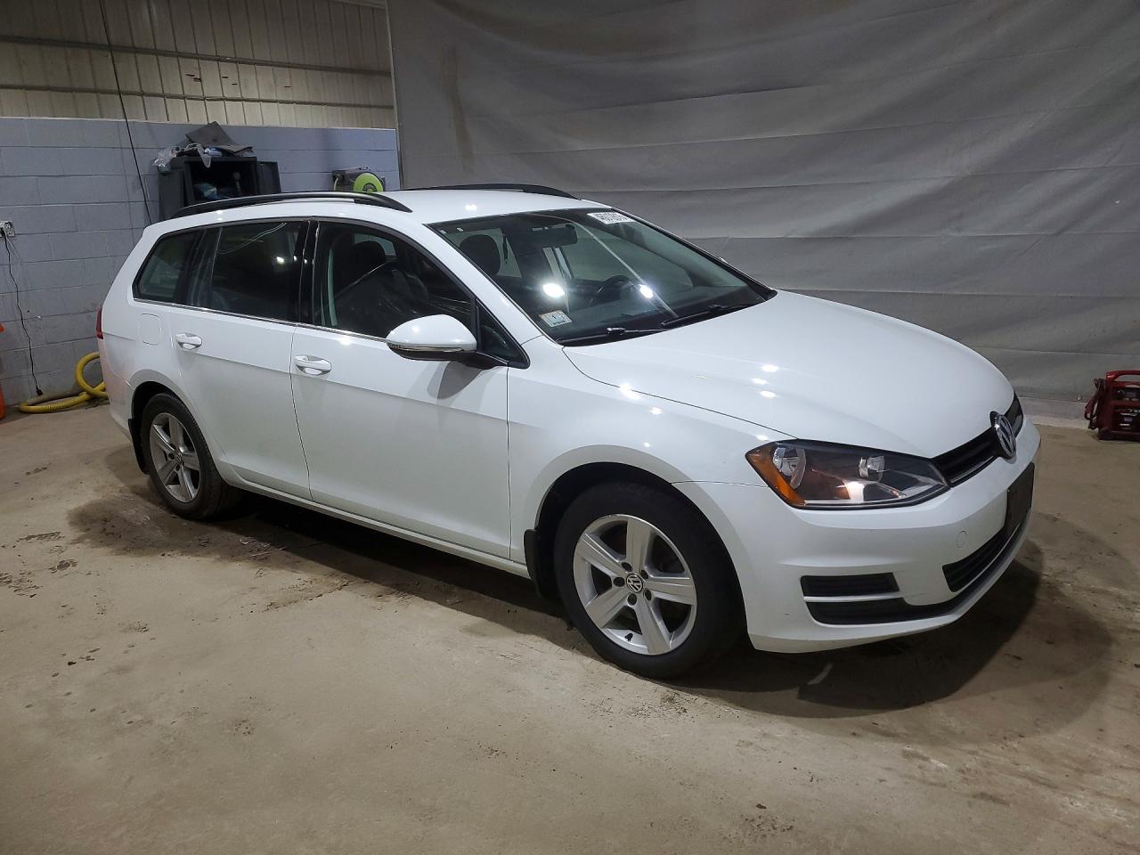 2015 Volkswagen Golf Sportwagen Tdi S - zdjęcie 4