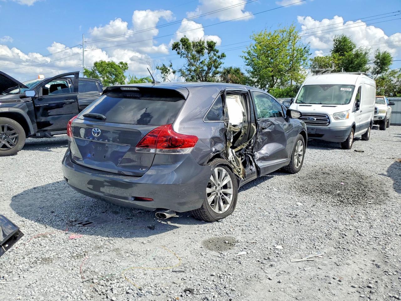 2015 Toyota Venza Le - zdjęcie 3