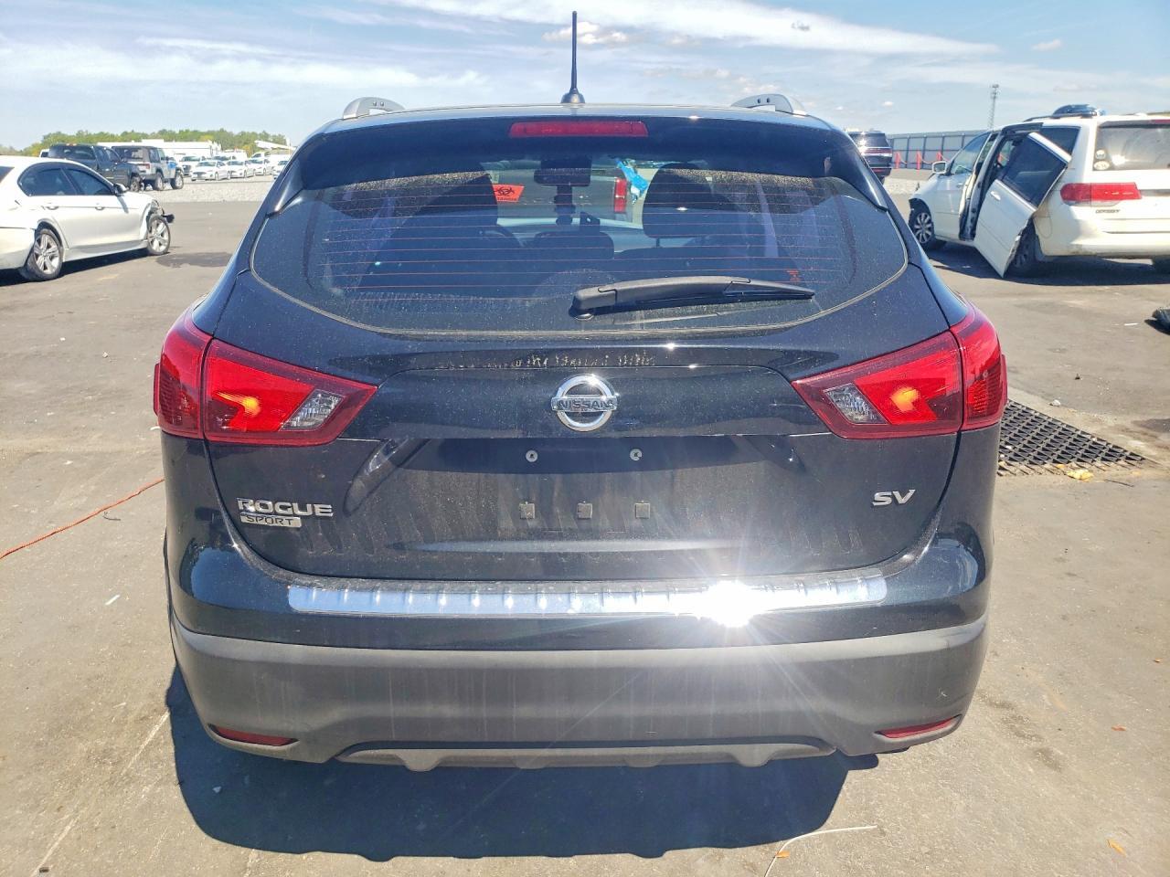 2017 Nissan Rogue Sport Sv - zdjęcie 6