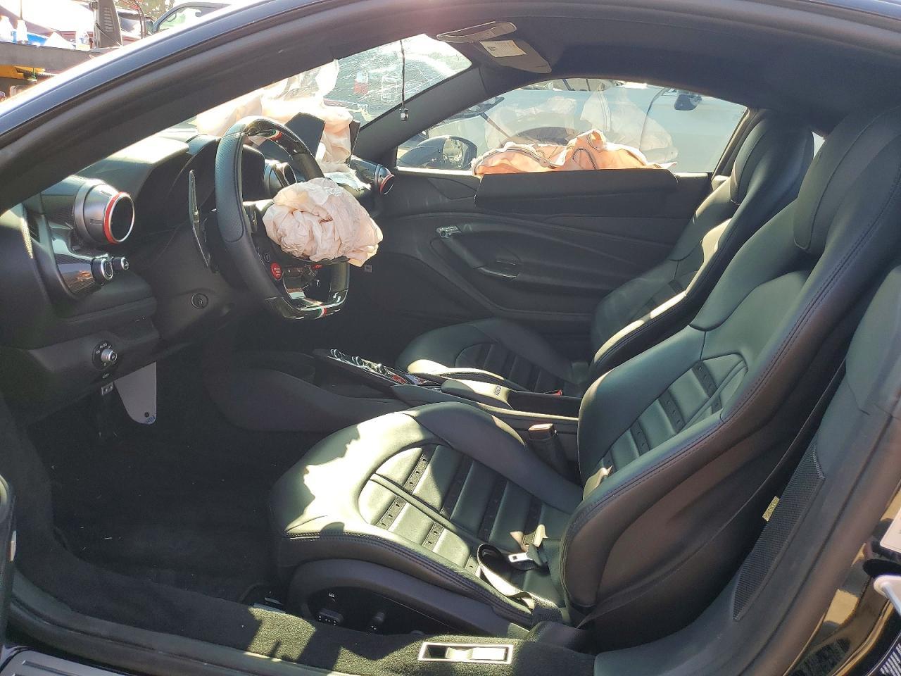 2022 Ferrari F8 Tributo - zdjęcie 7