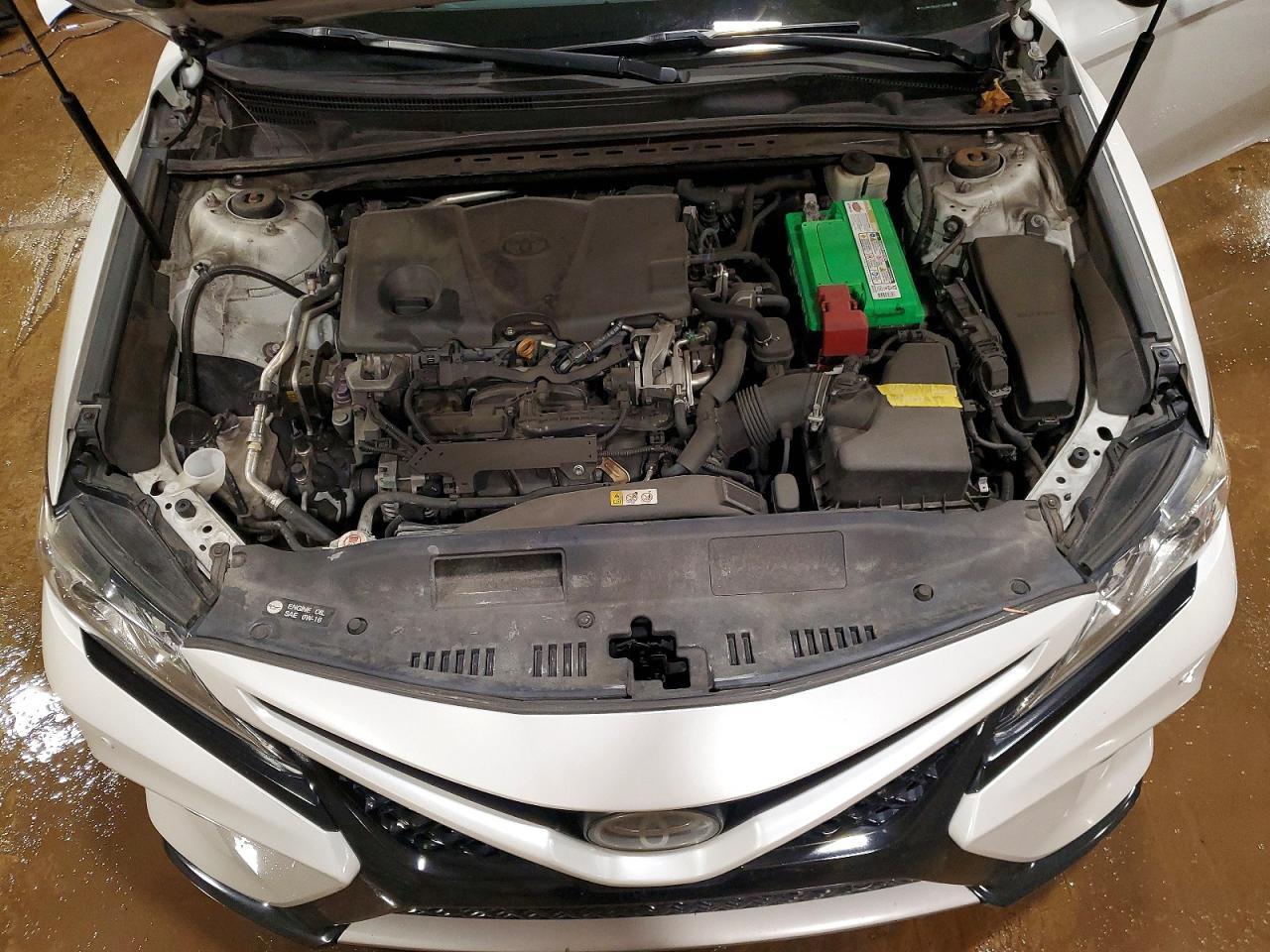 2018 Toyota Camry Xse - zdjęcie 11