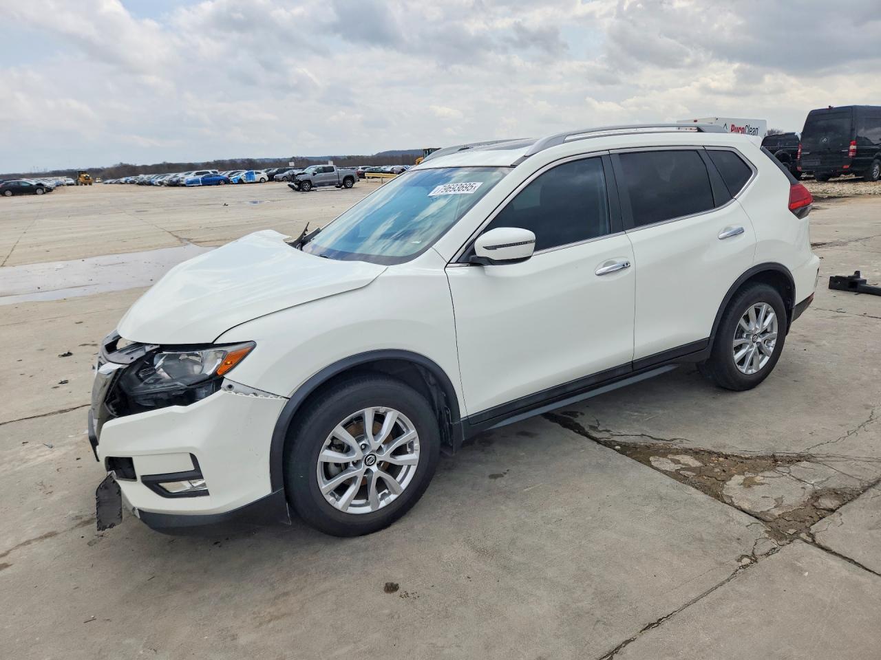 2017 Nissan Rogue Sv - zdjęcie główne