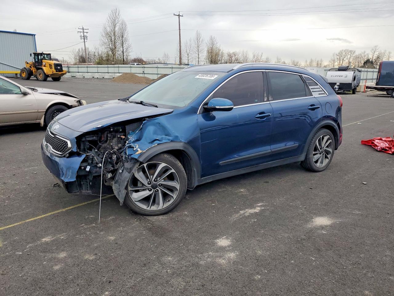 2017 Kia Niro Touring - zdjęcie główne