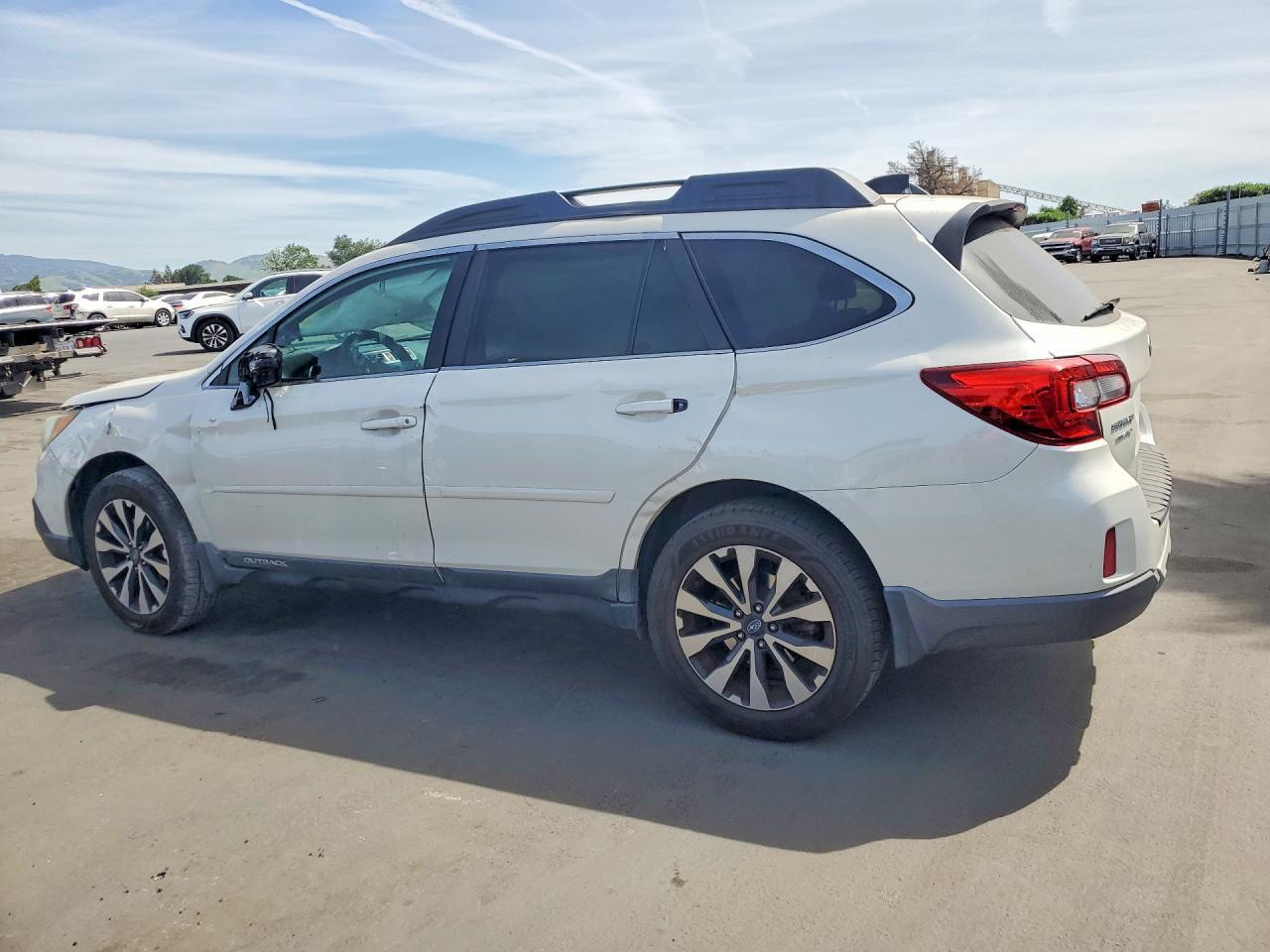 2016 Subaru Outback 2.5I Limited - zdjęcie 2